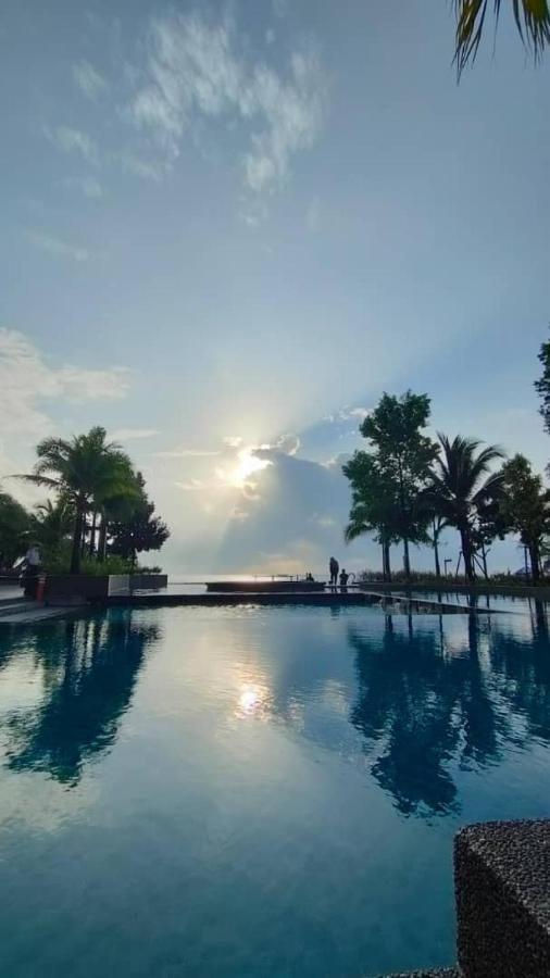 Timurbay Seafront Staycation By Nedd's *